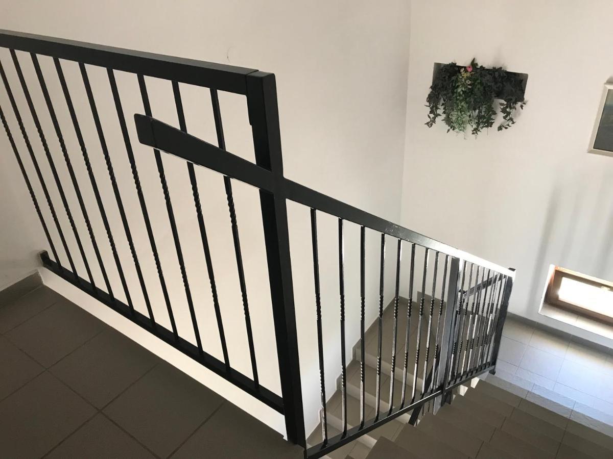 Márta Apartman Balatonalmádi Esterno foto
