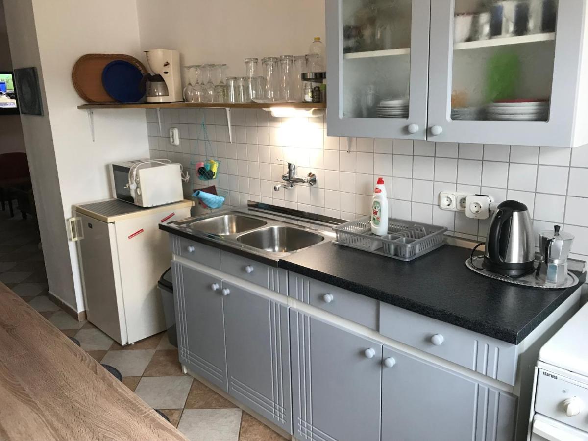 Márta Apartman Balatonalmádi Esterno foto